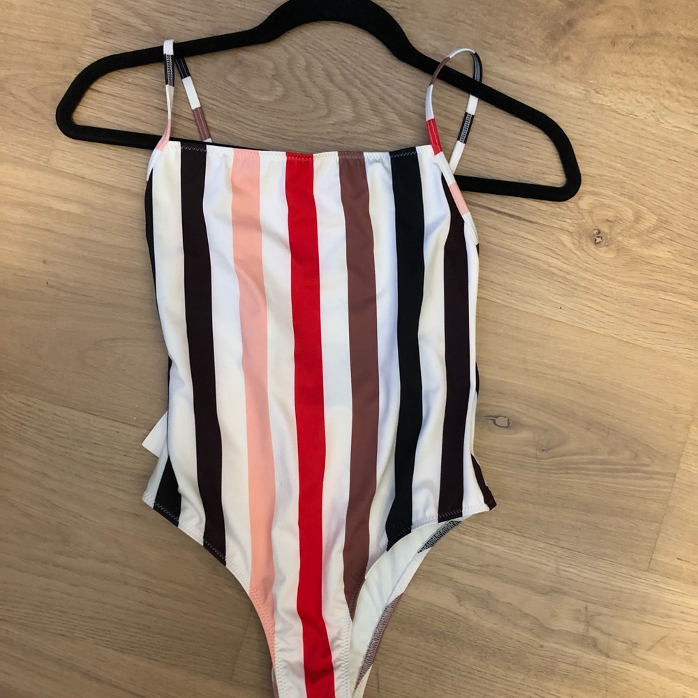 Solid & Striped the Anne Marie Malibu 1 Piece Swim